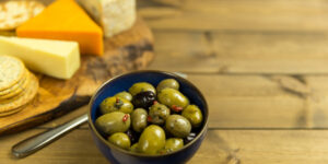 healthy fats - olives and cheese